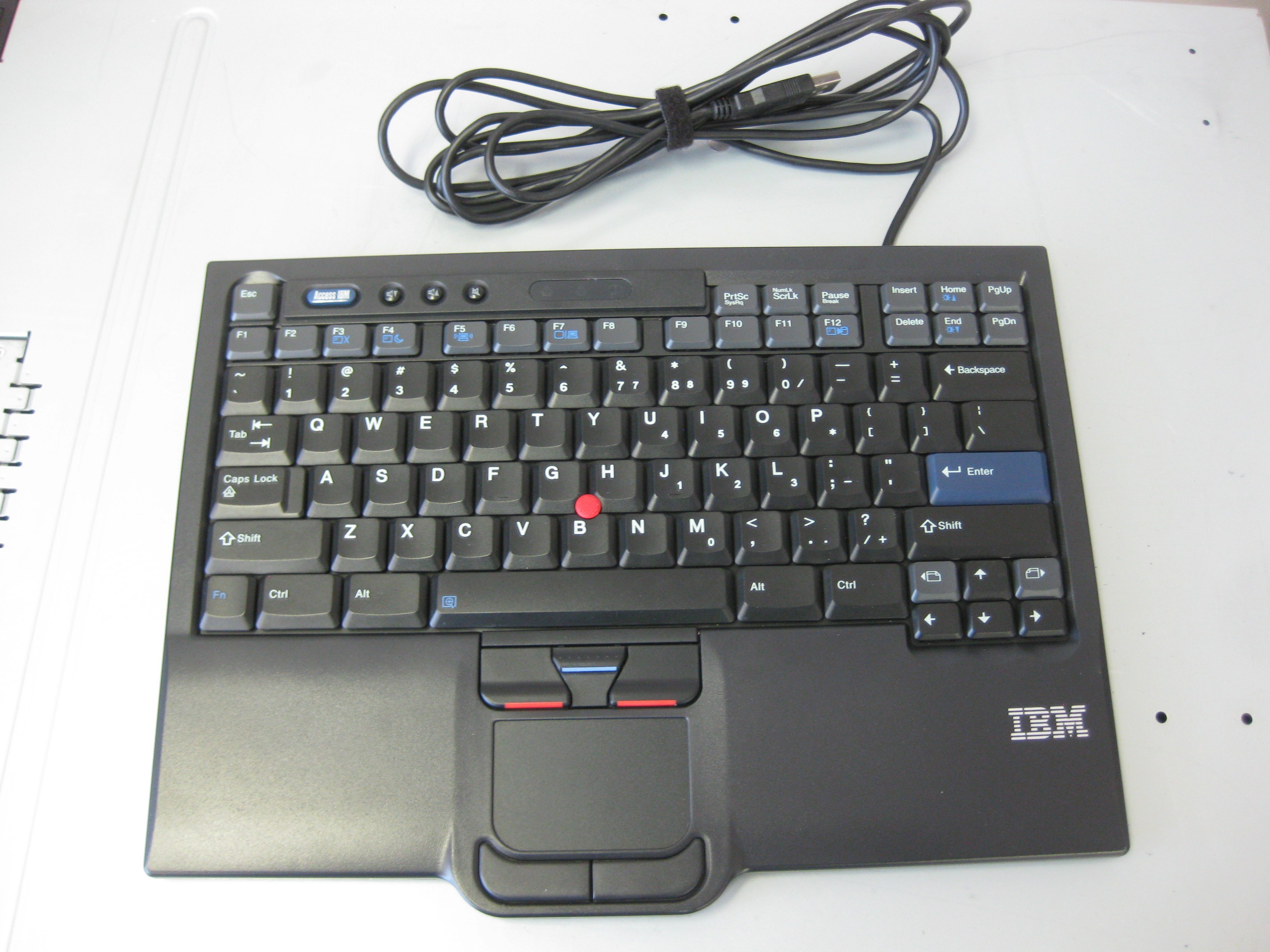 40K9400 IBM ULTRANAV USB KEYBOARD ENGLISH WITH TRACKPOINT for 1723